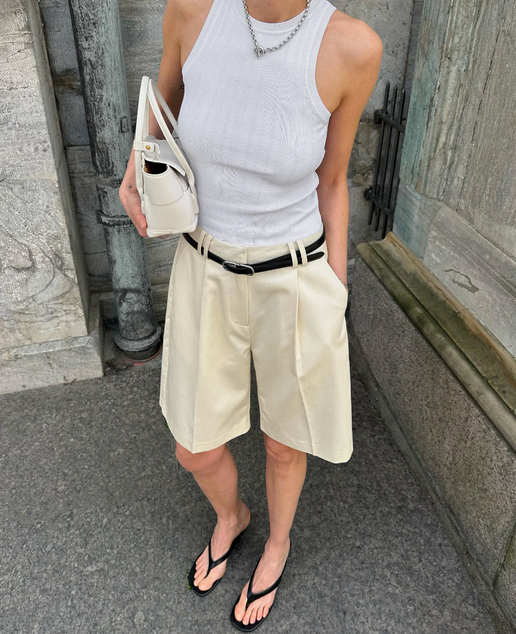 ROWE SHORTS | butter - Image 2