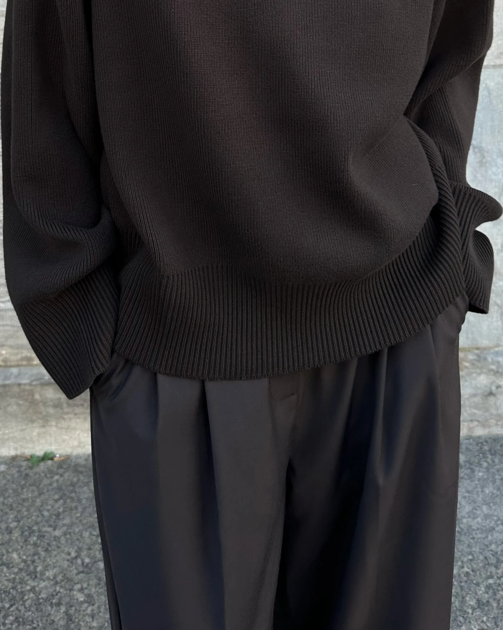 GELSO TURTLENECK SWEATER | dark brown - Image 3